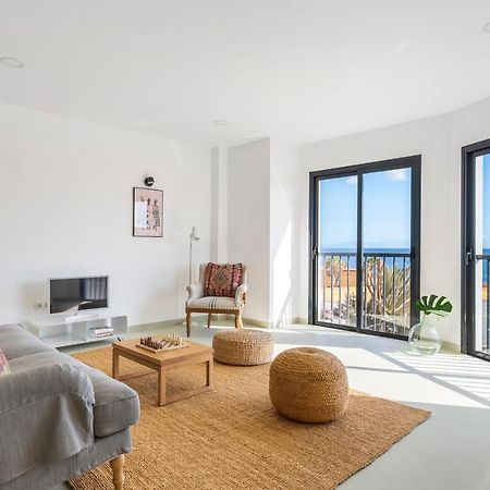 포리스 데 아보나 Modern Design House With Roof Terrace 빌라 외부 사진
