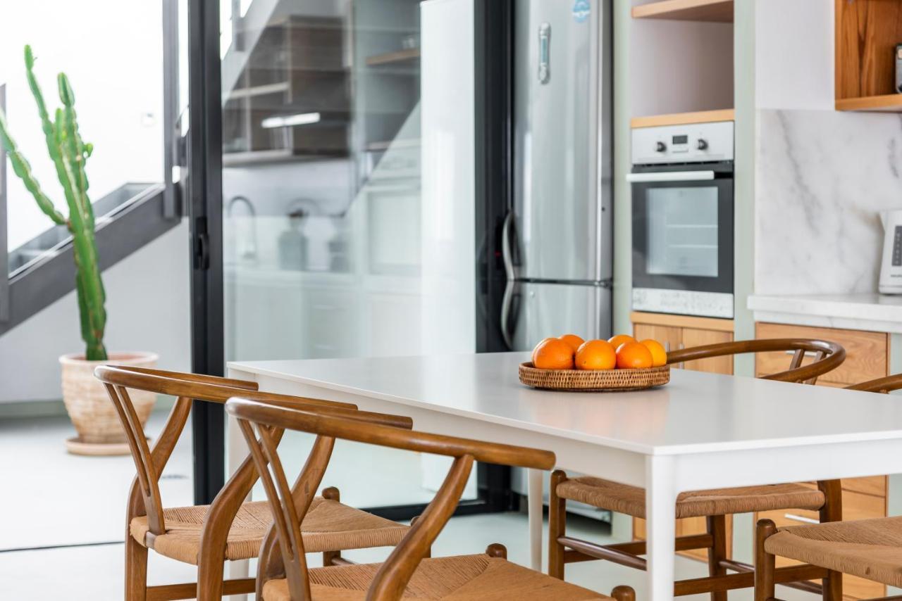 포리스 데 아보나 Modern Design House With Roof Terrace 빌라 외부 사진